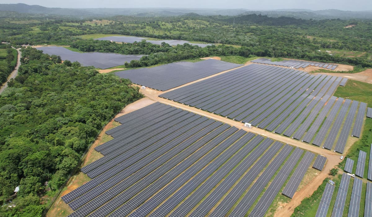 Photovoltaik + Automobilbau, neue Wege für kohlenstofffreie Fabriken erkunden!