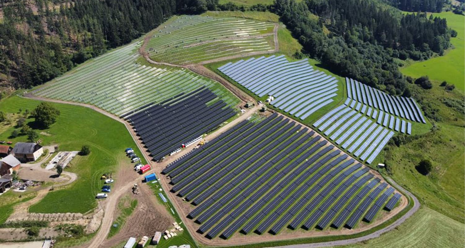 Die europäische Produktionskapazität für Wechselrichter hat sich dem Trend entgegengestellt und ist stark gestiegen, wodurch die globale Landschaft der Photovoltaikfertigung neu gestaltet wird.