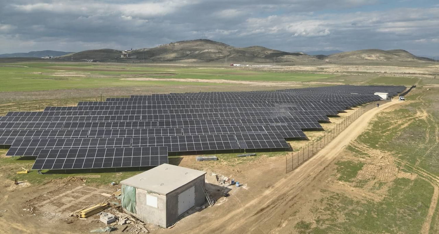 ITRPV 2026: BC's Marktanteil wird innerhalb von zehn Jahren 28 % erreichen, die Silbernachfrage wird ihren Höhepunkt erreichen, und Tandem-Solarzellen werden 2027 in die Massenproduktion gehen.