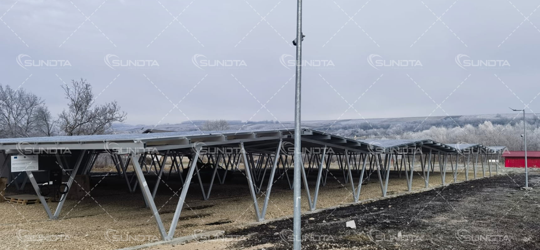 Erfolgreicher Abschluss eines bemerkenswerten Photovoltaik-Projekts in Rumänien
    